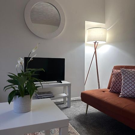 Ocean Village Marina 2 Bedroom Apartment With Balcony! Southampton Buitenkant foto