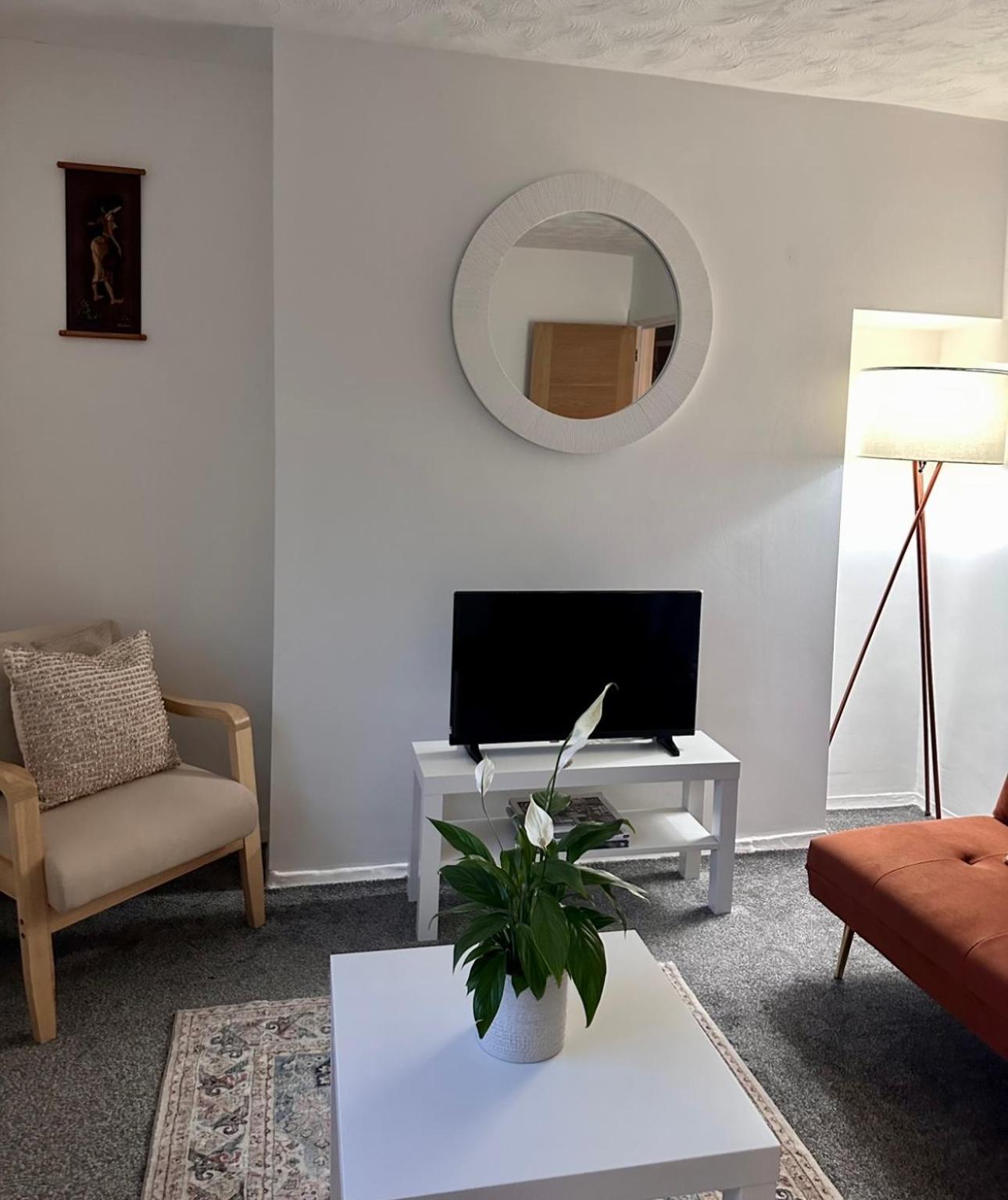 Ocean Village Marina 2 Bedroom Apartment With Balcony! Southampton Buitenkant foto